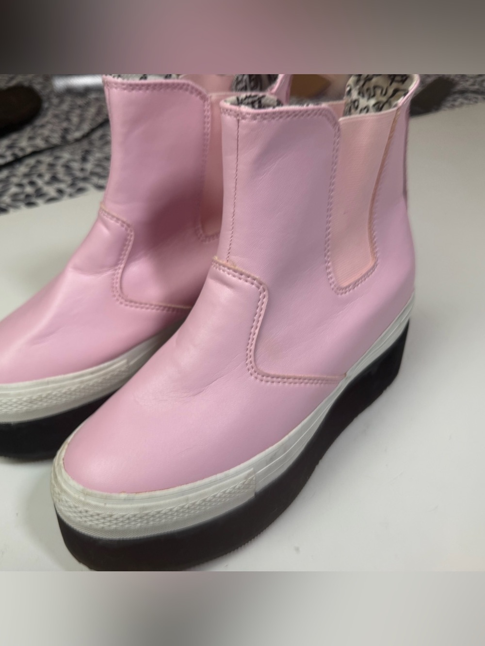 IIJIN Pink Super Chunky Platform Slip-On Sneakers/Boots 9.5-10. *FLAWS/READ*